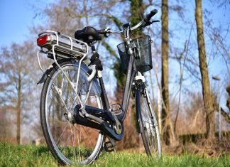 Basic Accessories Compatible with E-bikes E-bikes