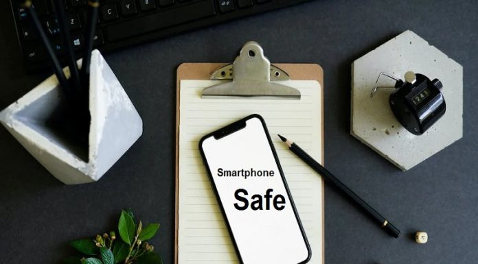 Smartphone Safe